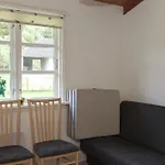 Awesome In With 3 Bedrooms And Wifi 펜션 *